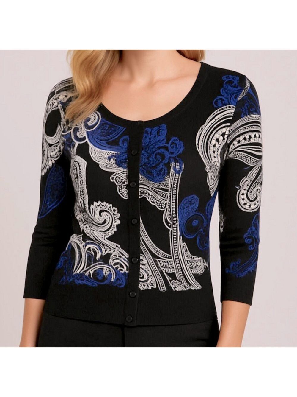 White House BM-**Host pick**gorgeous size small rayon blend summer sweater. EUC!